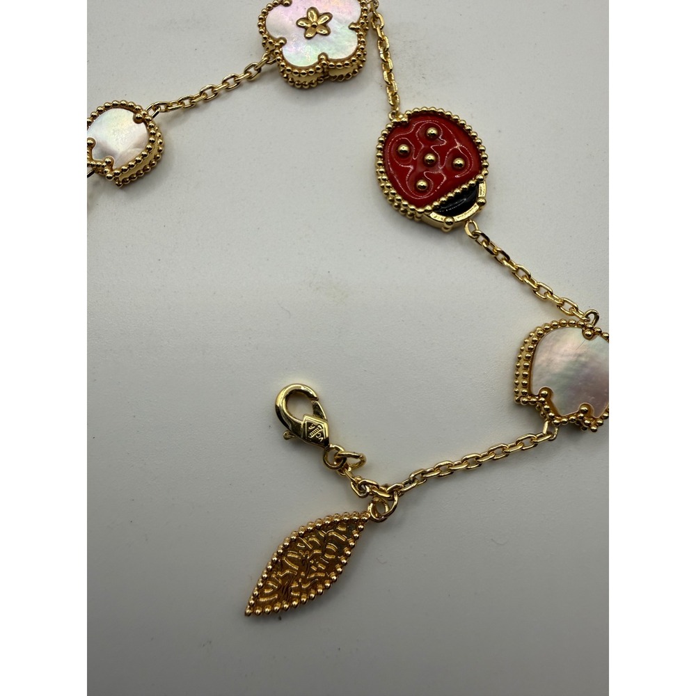 Gold Tone Ladybug Flower Mother of Pearl Style Charm Bracelet Red White Enamel - Picture 3 of 3